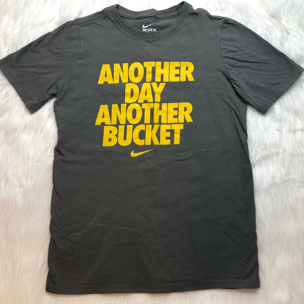 NIKE Women's T-Shirt ‘Another Day Another Bucket’ Gray & Yellow Size Medium